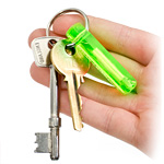  Porte-Clef Cold Fusion en main